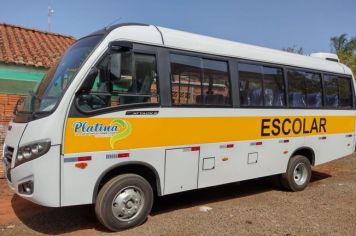 Com recursos próprios, Prefeitura adquiriu Micro-ônibus escolar