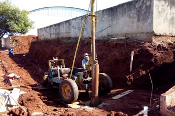 Retomada da construção da Piscina Pública