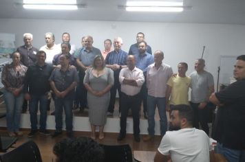 Prefeito Vagão participou de reunião do Civap