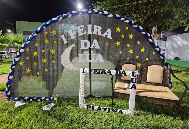 Prefeitura realizou 1º Feira da Lua nesta quinta-feira