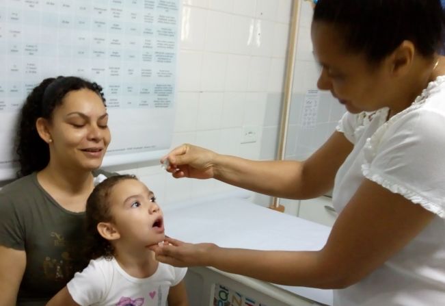 DIA D de vacinação contra sarampo hoje sábado (19/10)