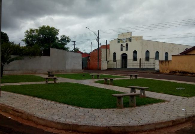 Praça Silas Vasconcelos Bairro Vila nova ganha sua Praça